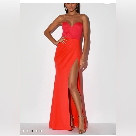 COPY - Lulus strapless two tone gown with slit - Picture 3 of 4